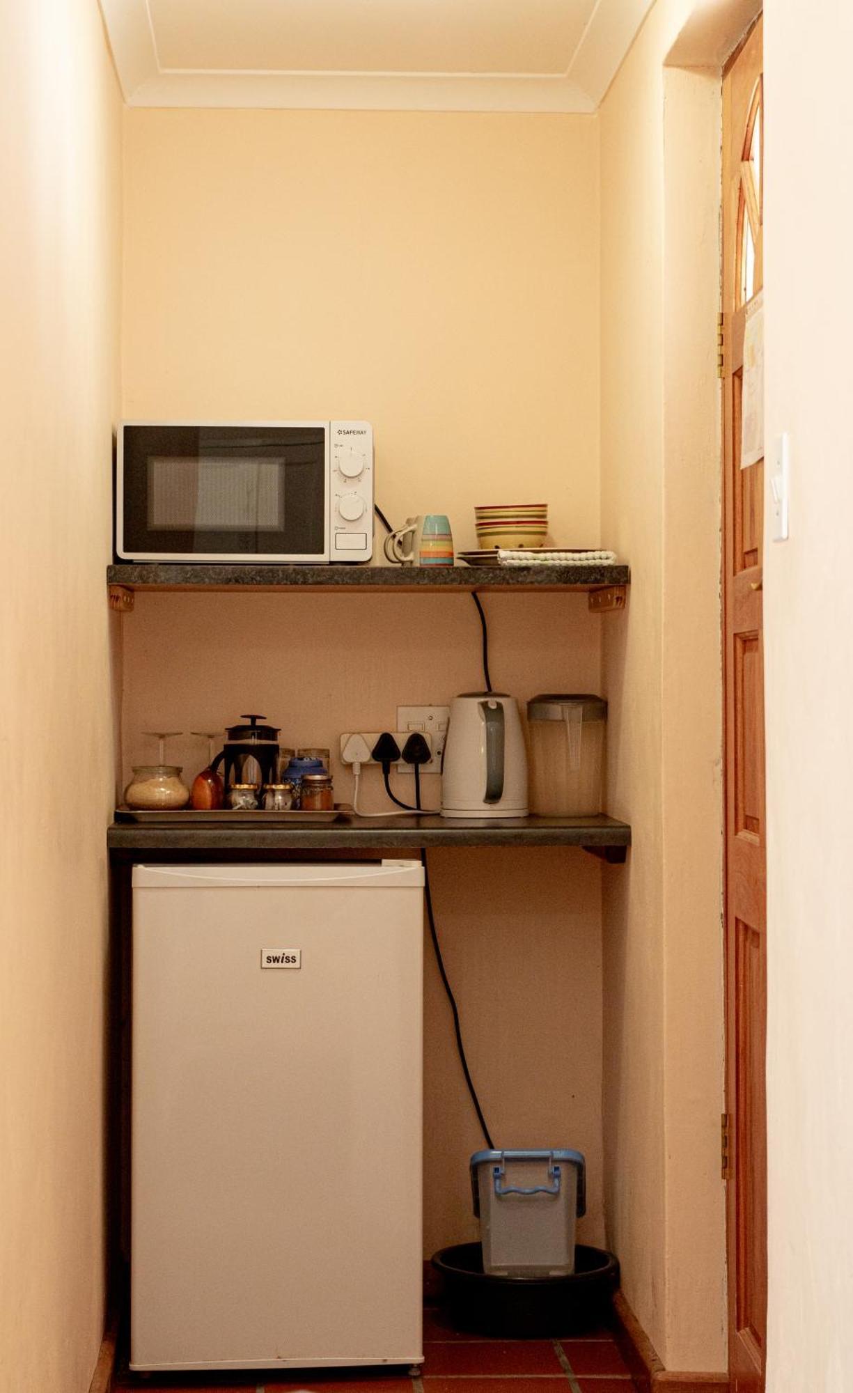 4 Rothman Street B&B Graaff Reinet Bagian luar foto