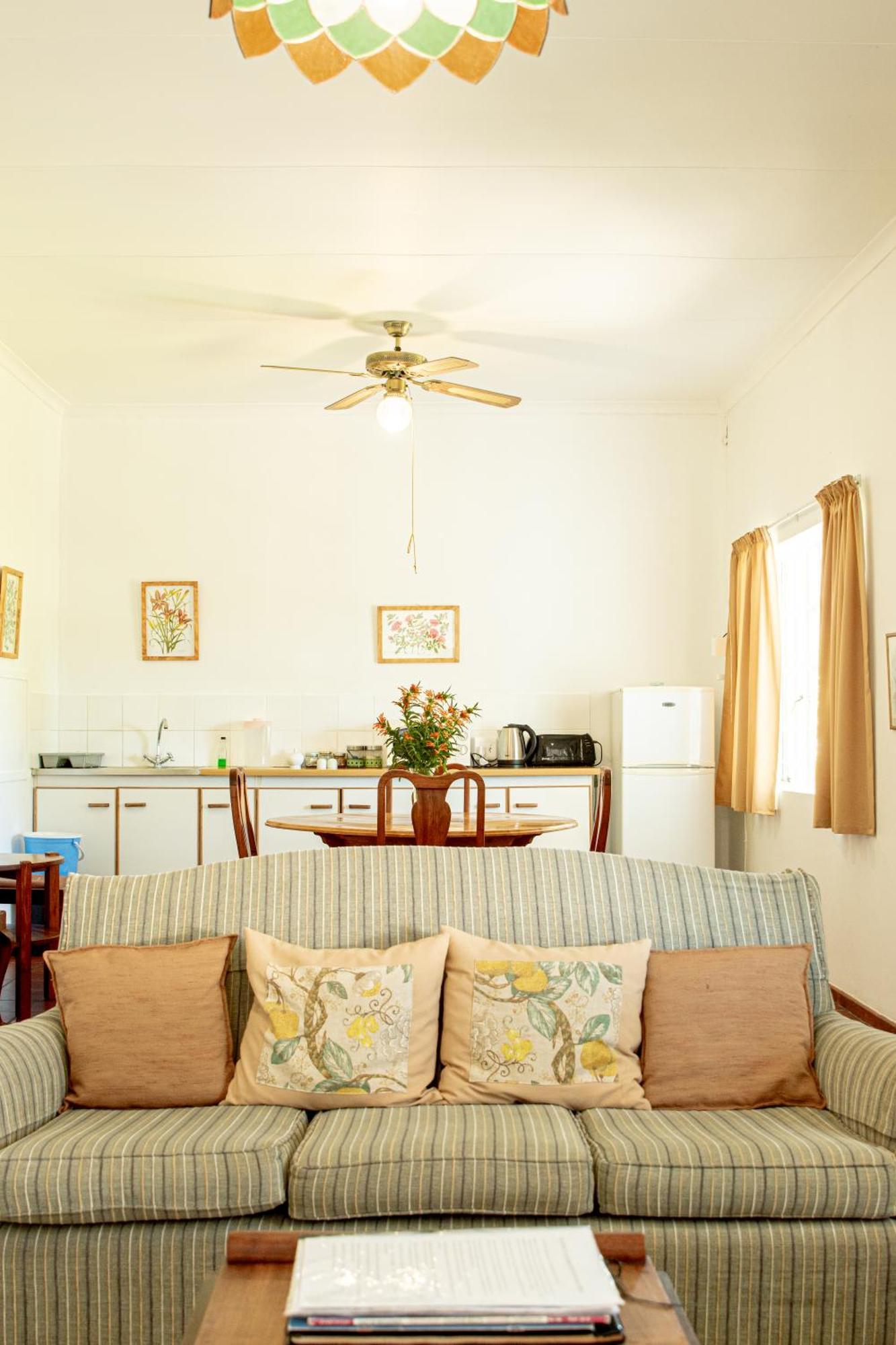 4 Rothman Street B&B Graaff Reinet Bagian luar foto