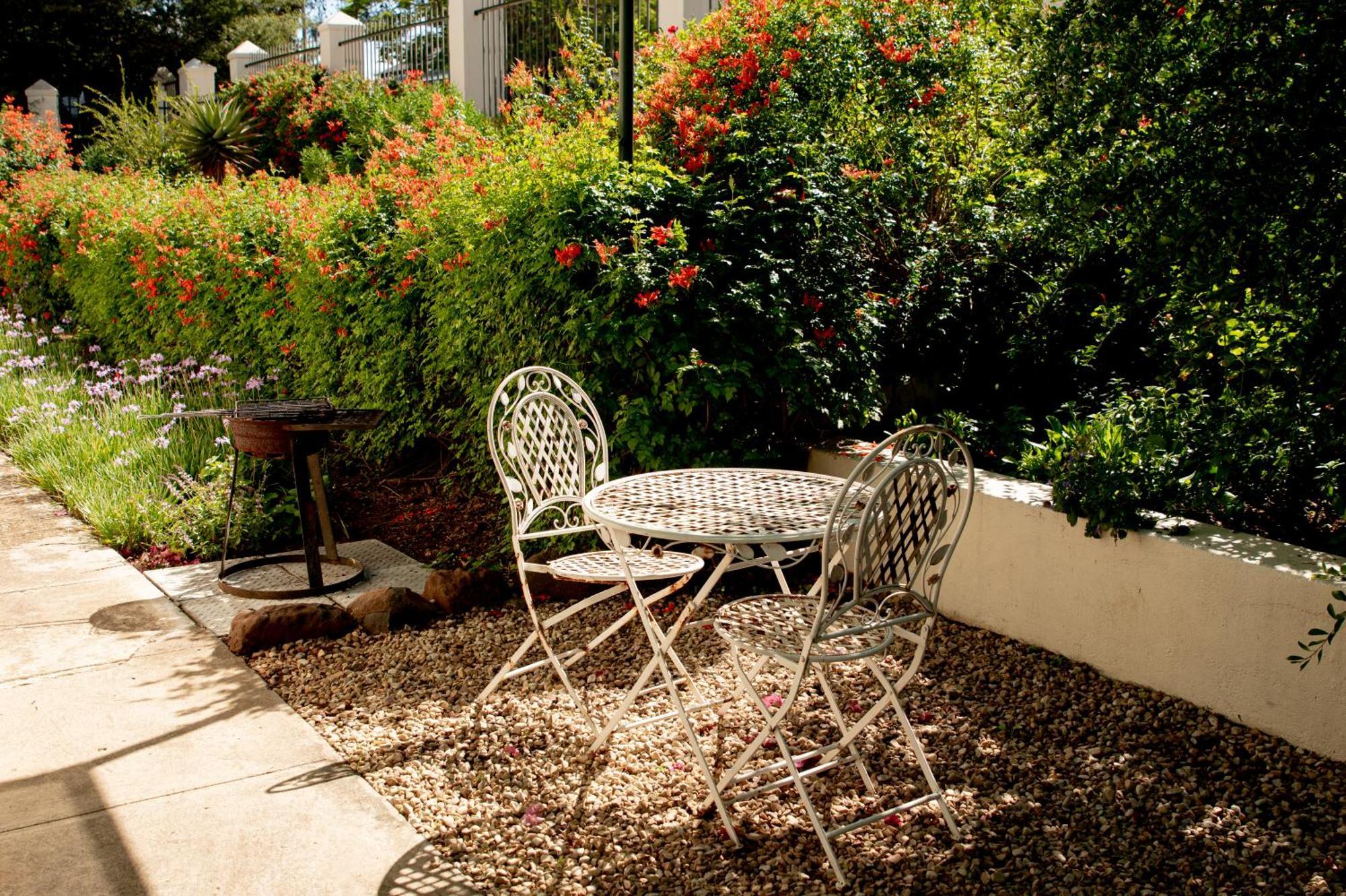 4 Rothman Street B&B Graaff Reinet Bagian luar foto