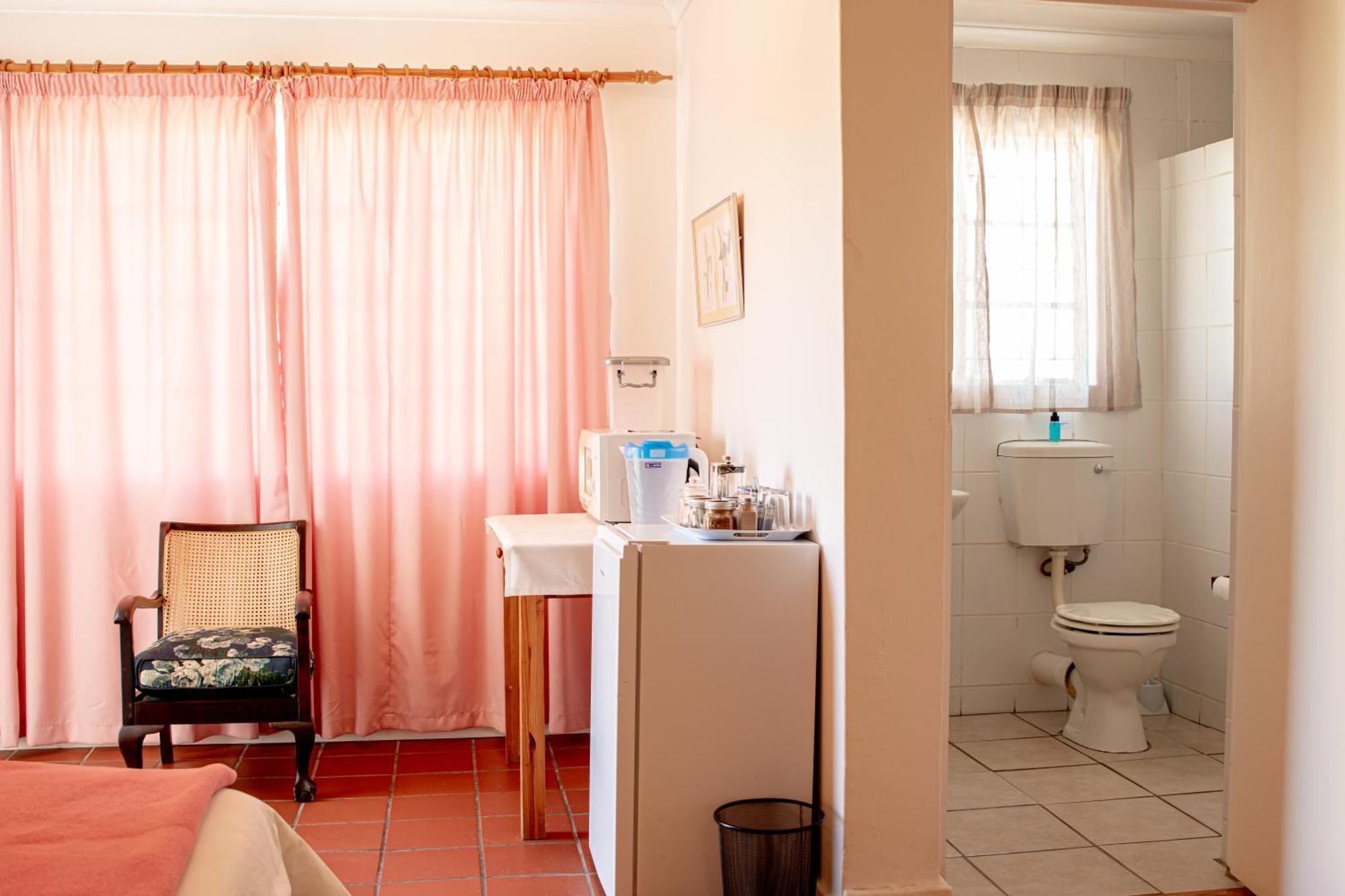 4 Rothman Street B&B Graaff Reinet Bagian luar foto