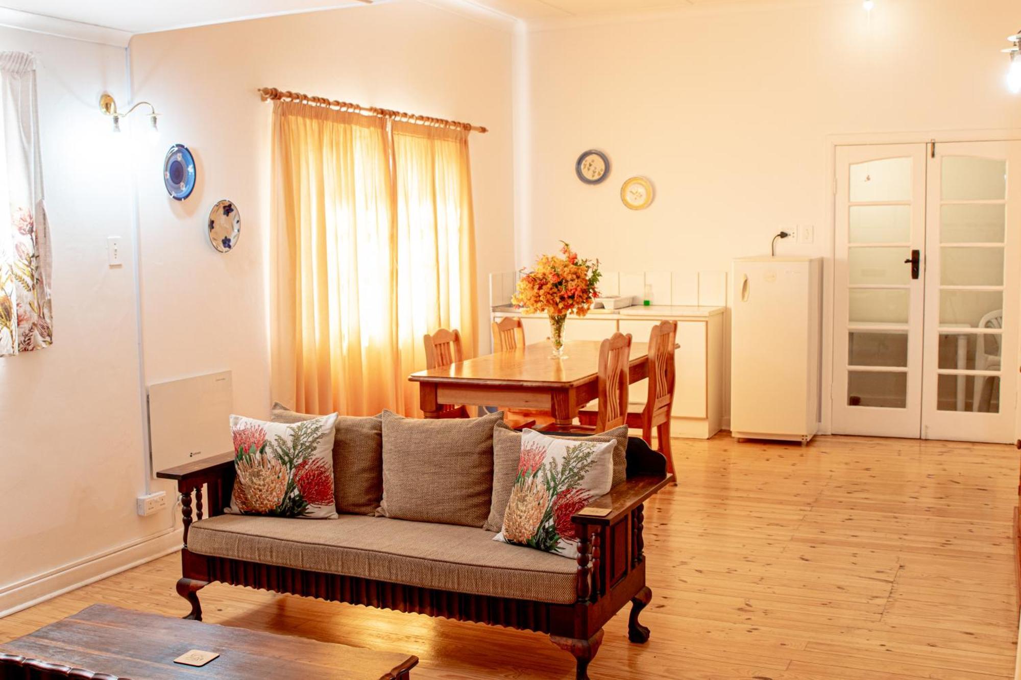 4 Rothman Street B&B Graaff Reinet Bagian luar foto