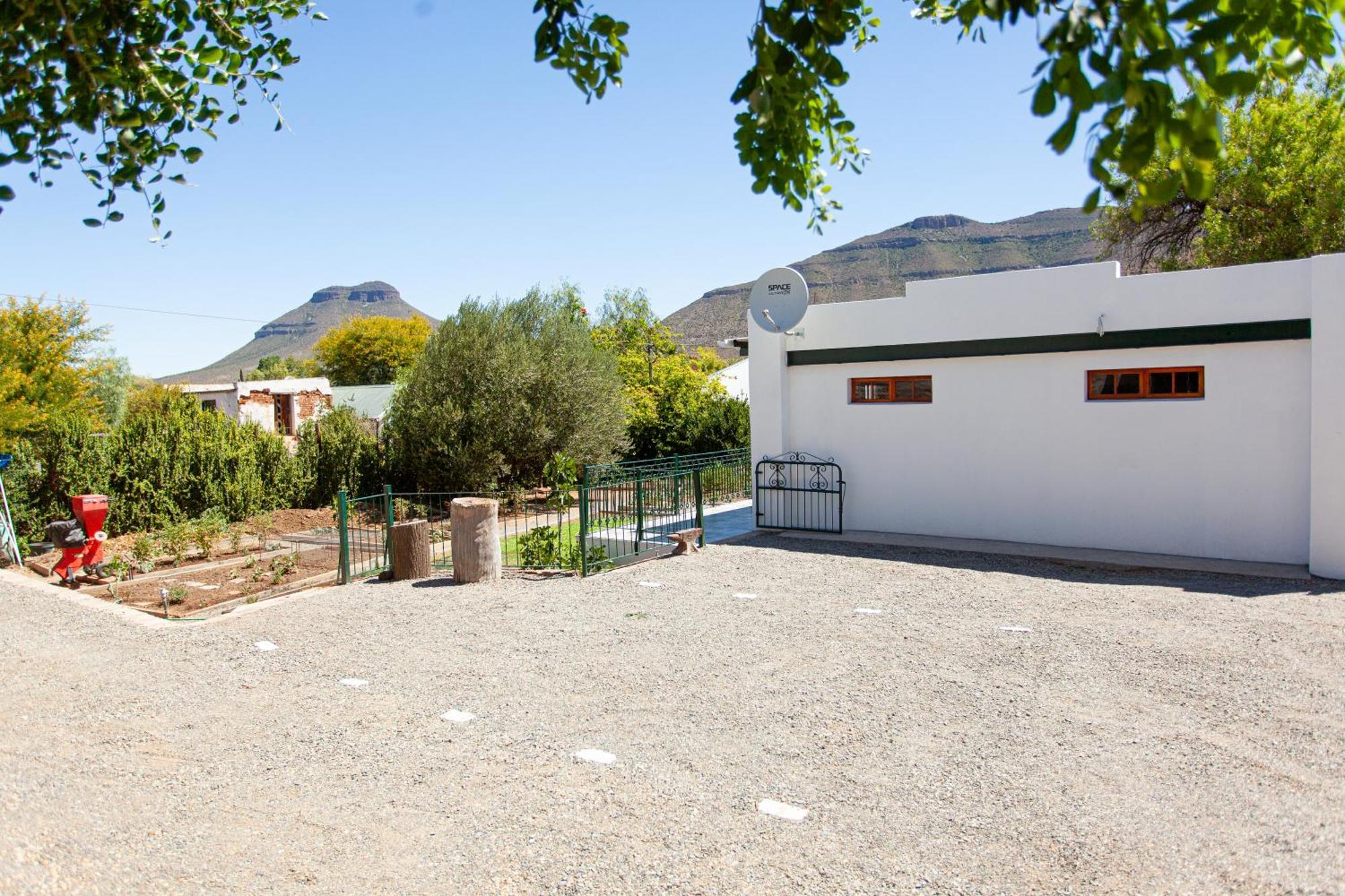 4 Rothman Street B&B Graaff Reinet Bagian luar foto